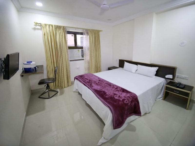 Hotel O Golden Wings Udaipur Esterno foto